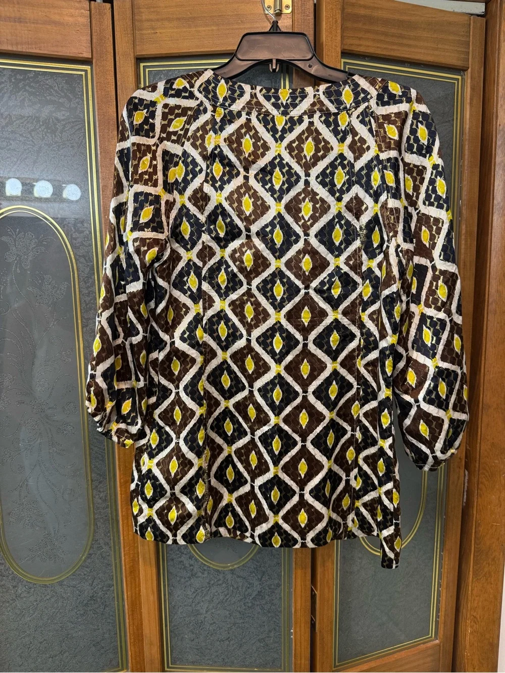 TORY BURCH Brown Geometric Print Split-Neck Women’s Top